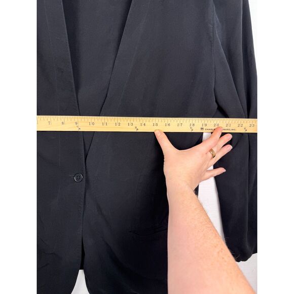 Calvin Klein Collection Vtg Collarless Blazer Womens Black 100% silk Made in USA - Picture 4 of 7
